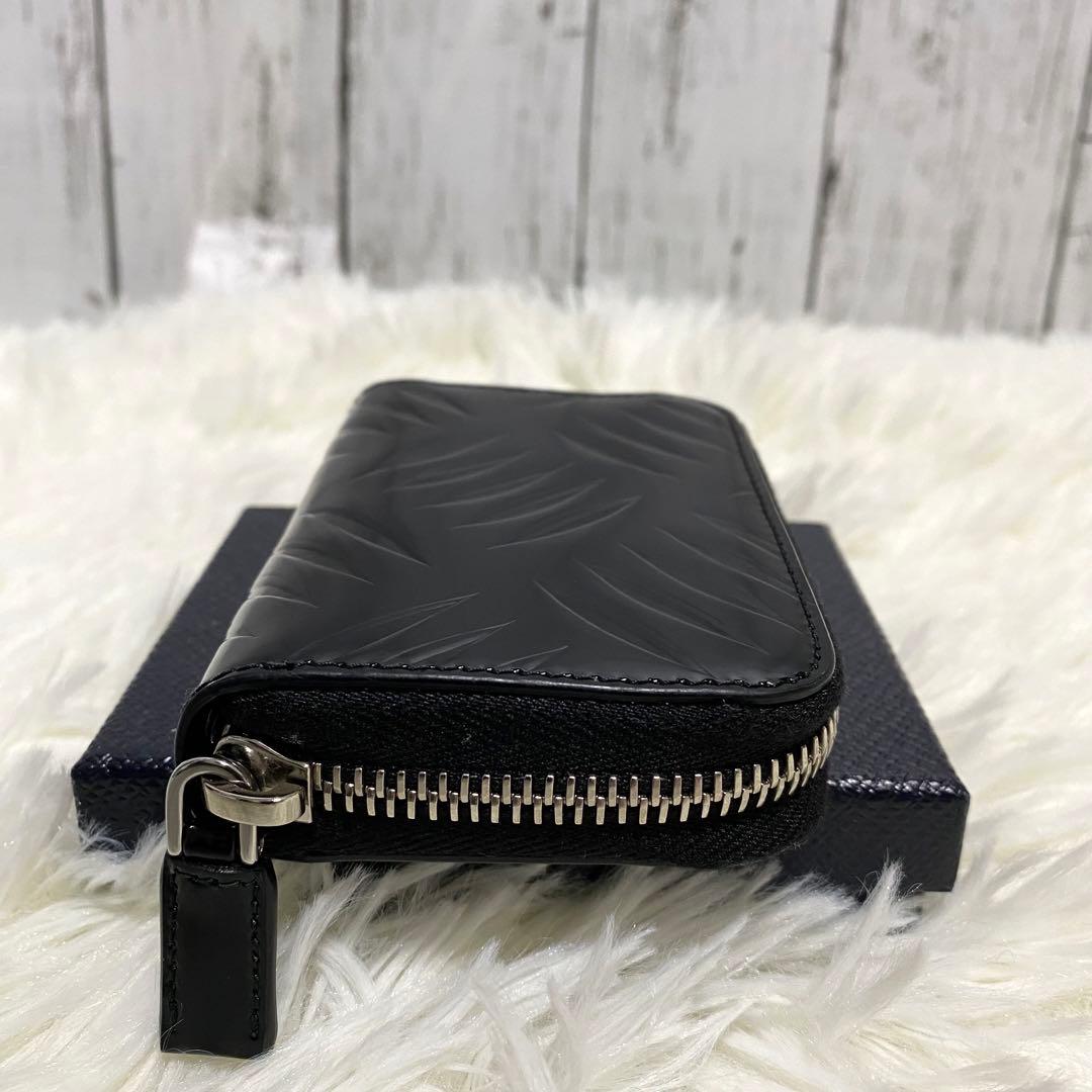 極美品✨PRADA ケース ブラッシュドレザー 黒 ロゴ箔押し 現行近