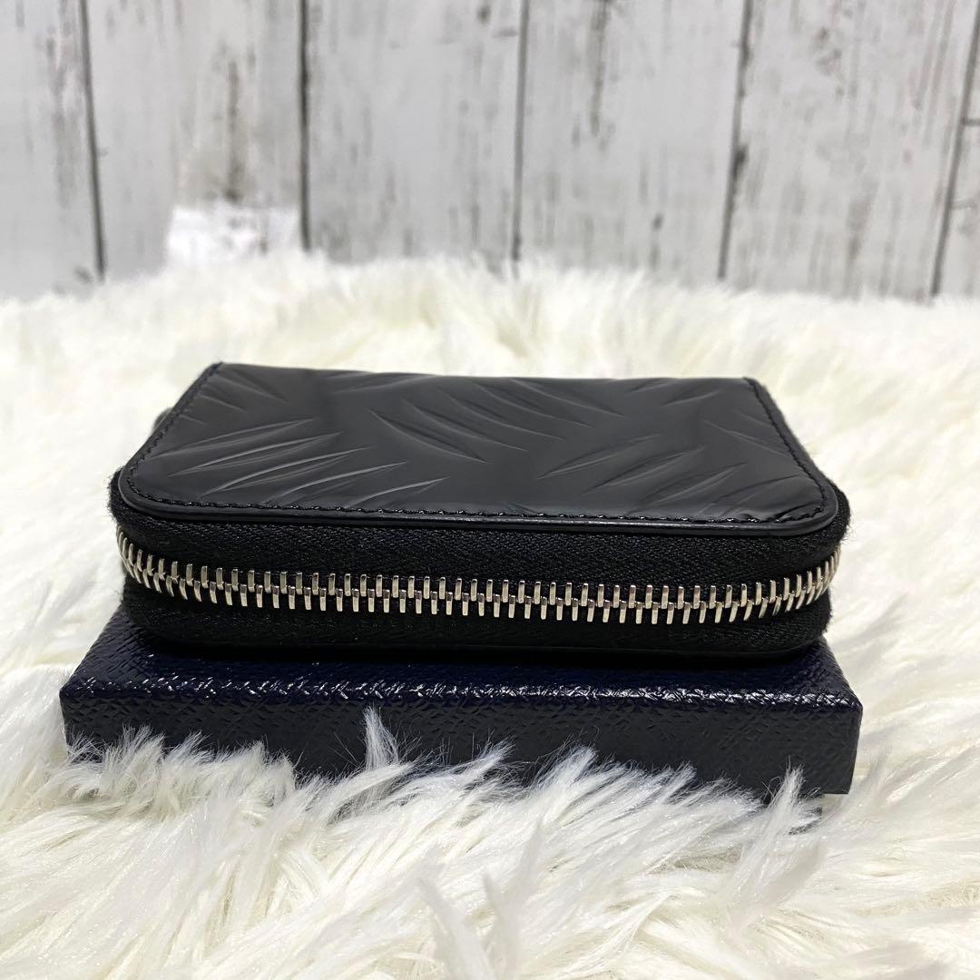 極美品✨PRADA ケース ブラッシュドレザー 黒 ロゴ箔押し 現行近