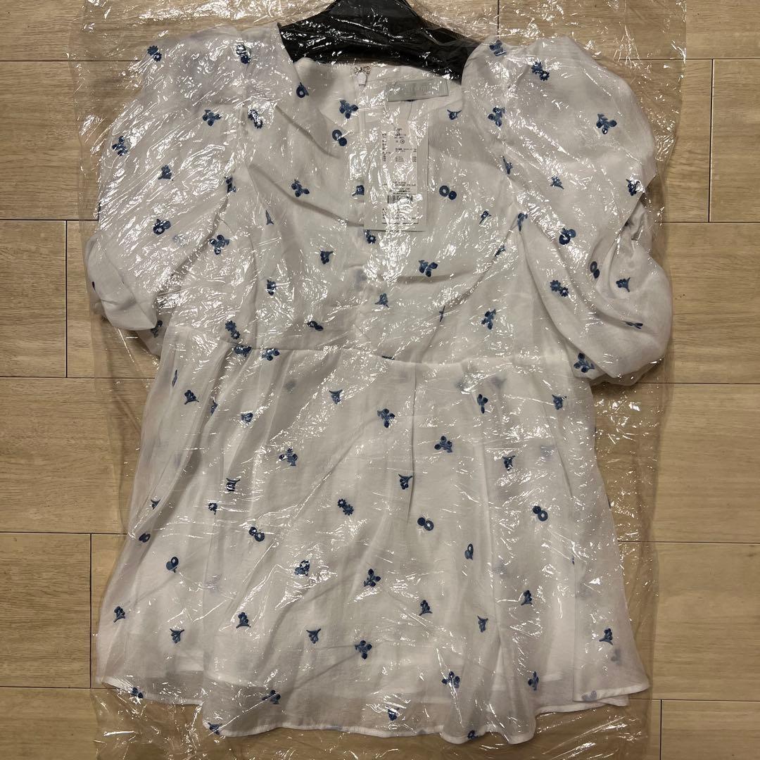 小花刺繍ペプラムブラウス （WHT）　38