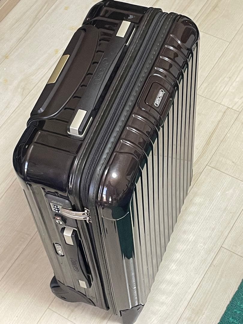 RIMOWA サルサdeluxe 33L 機内持ち込み