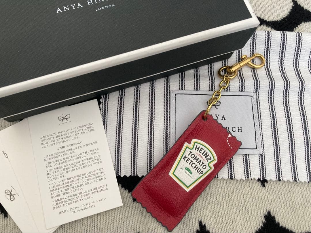 アニヤハインドマーチ Heinz チャーム　ケチャップ　キーホルダー