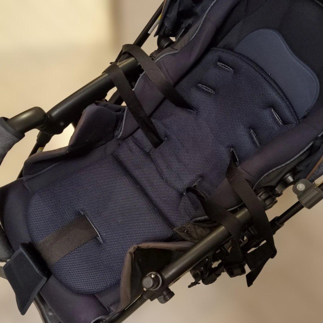 Aprica ラクーナクッションフリー　ベビーカー ネイビー