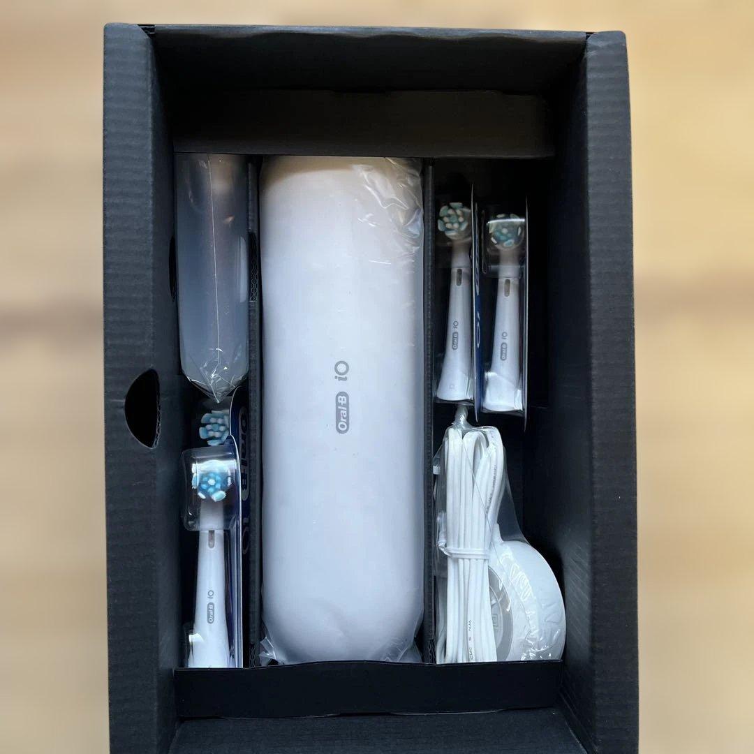 電動歯ブラシ BRAUN Oral-B iO8 IOM84K11BDVT