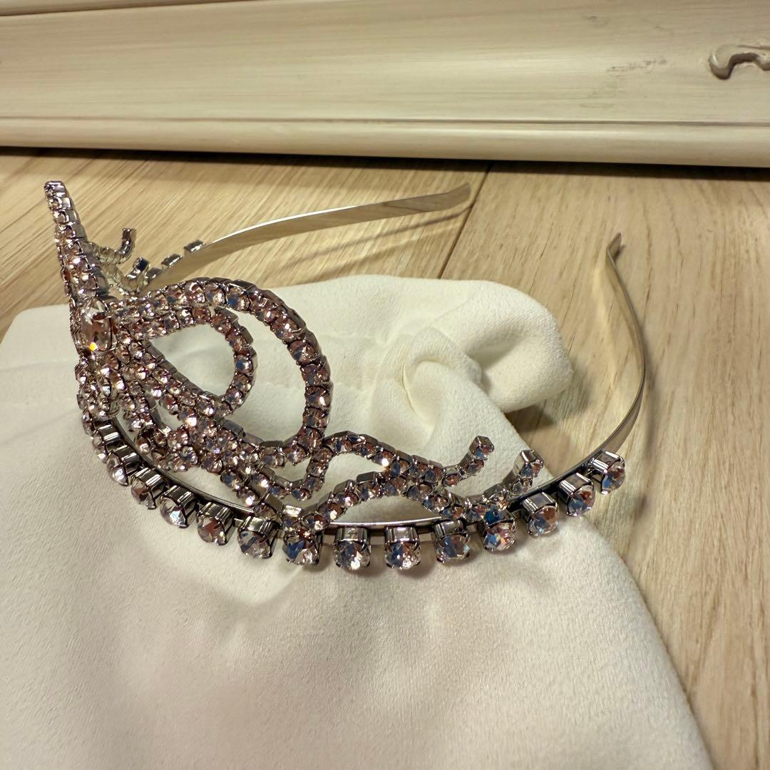 BLUMARINE 張元英ラインストーンクラウン正規品