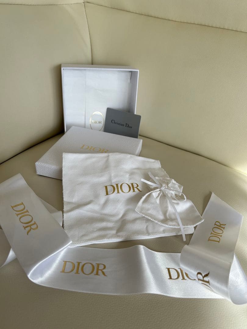 Dior シルバー 三つ折り財布