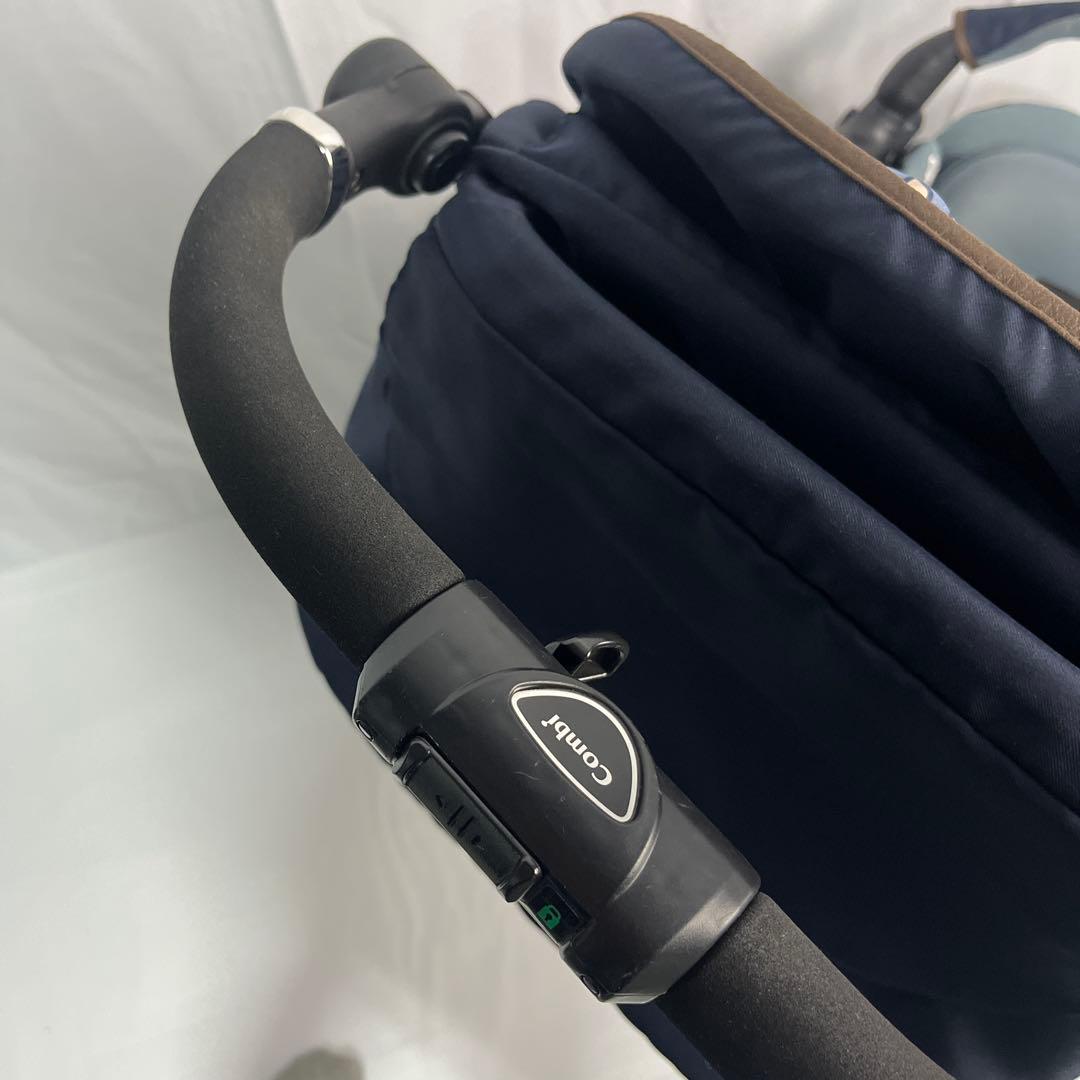 Combi コンビ スゴカルα 4キャス compact エッグショック 紺