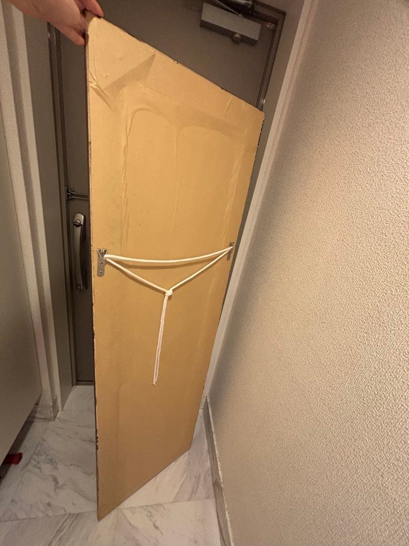 装飾的なゴールドフレーム　アンティーク調　スタンドミラー