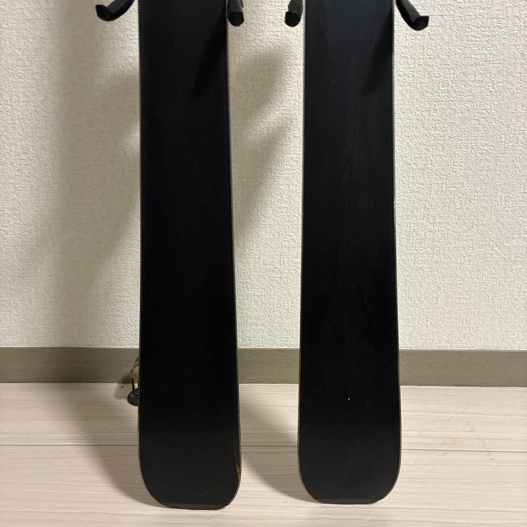 スキー板　カバーケース付