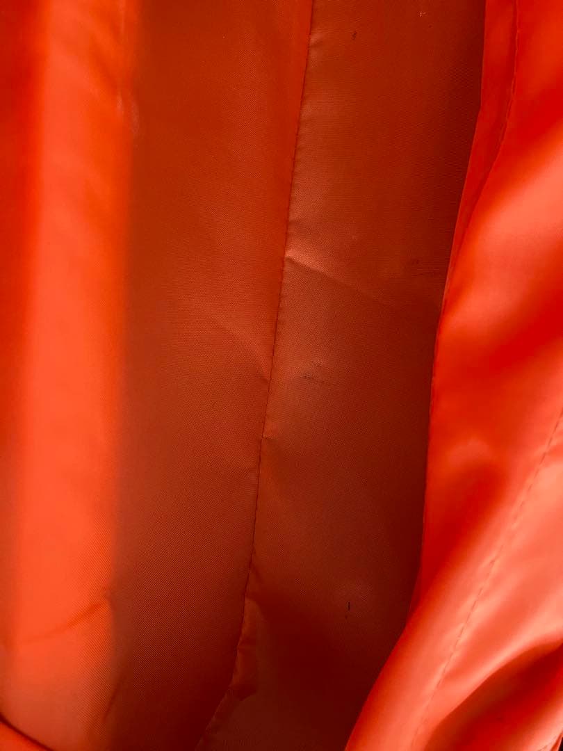 ツモリチサト　キャリーケース　猫エンボス　えんじ色