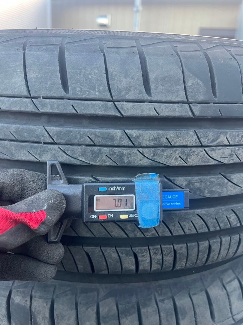 トーヨータイヤ　プロクセス　cl1 suv 225/60r17 23年製