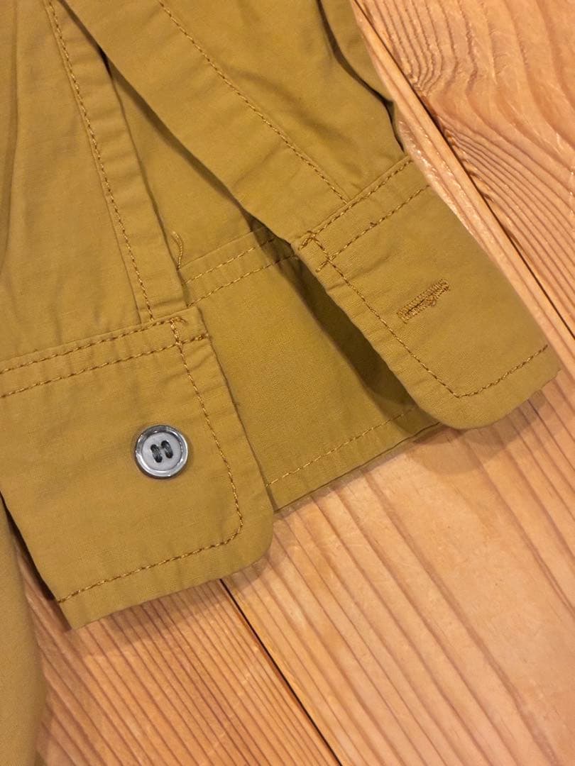 美品　アンドワンダー　 and wander ノーカラー　シャツ　キャメル　3