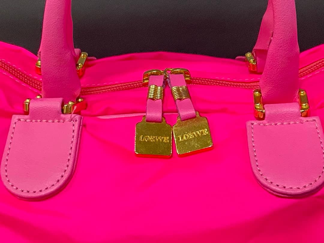 ロエベ ミニボストン アナグラム アマソナ32ナイロンレザー ピンク 旅行バッグ