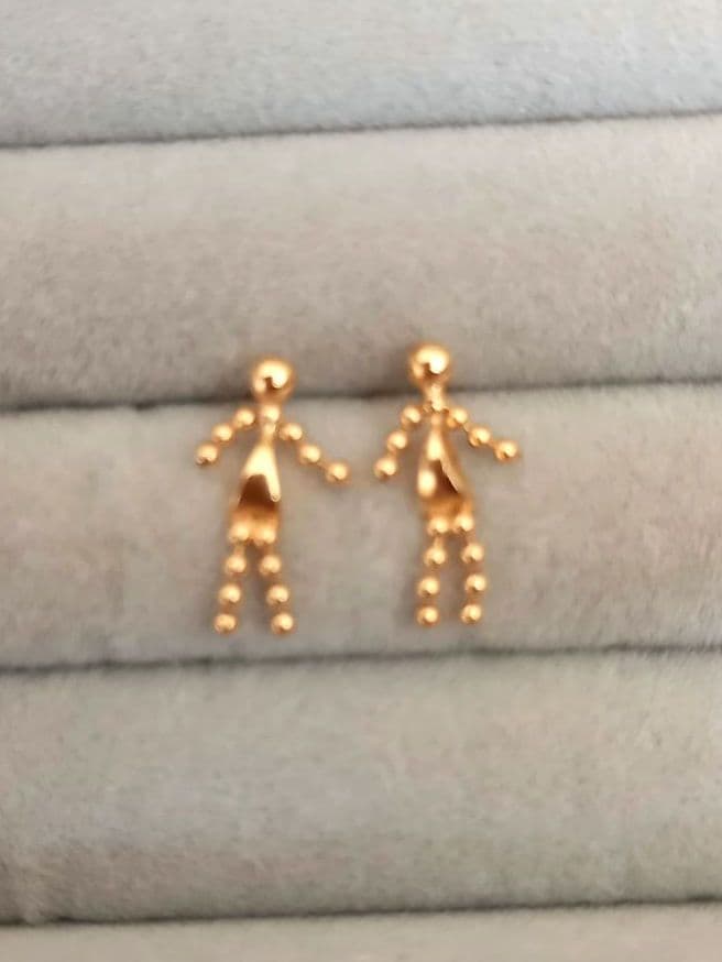 【本日限定値下げ】K18　ピアス　ボールピアス　人形　両耳