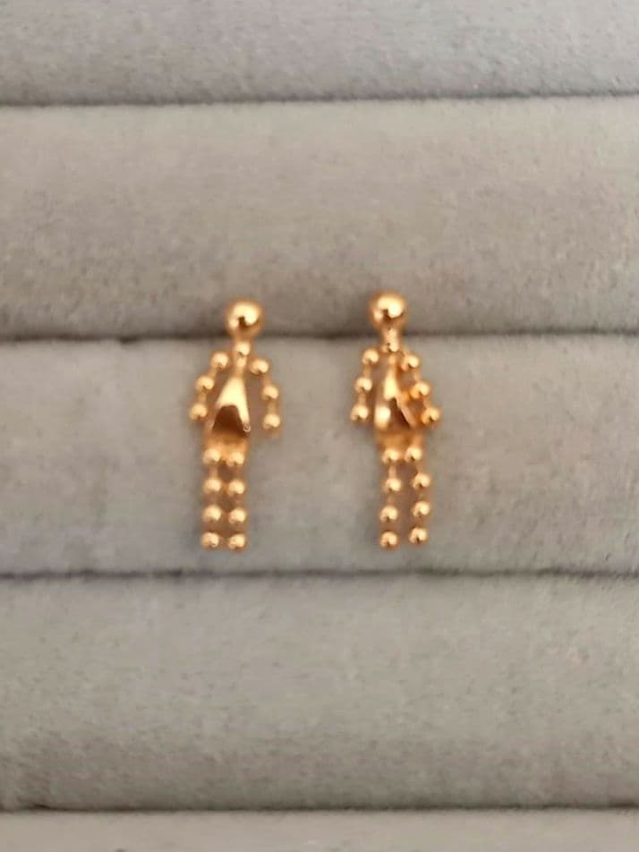 【本日限定値下げ】K18　ピアス　ボールピアス　人形　両耳