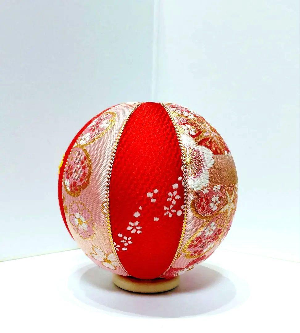 手鞠と蝶々の刺繍　和飾り