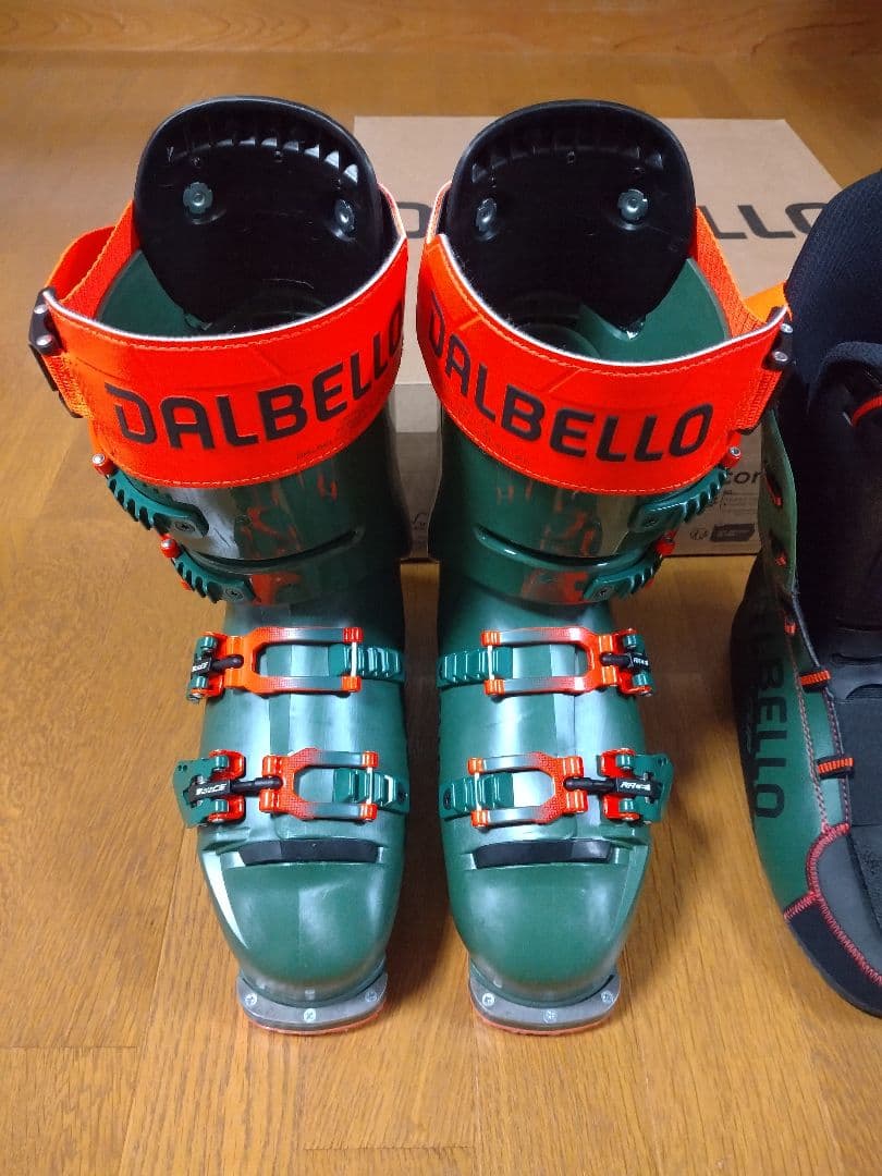 DALBELLO スキーブーツ DRS WC M