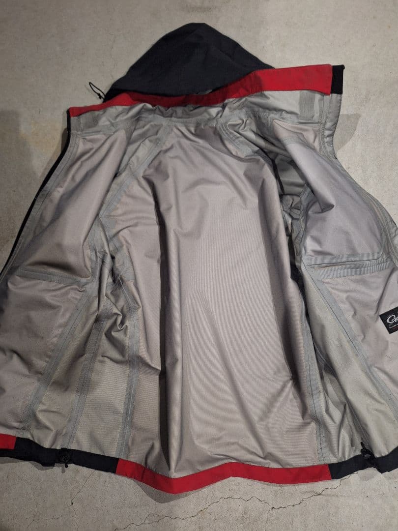 【やましん】Gamakatsu オールウェザースーツ(上下セット) 赤/黒