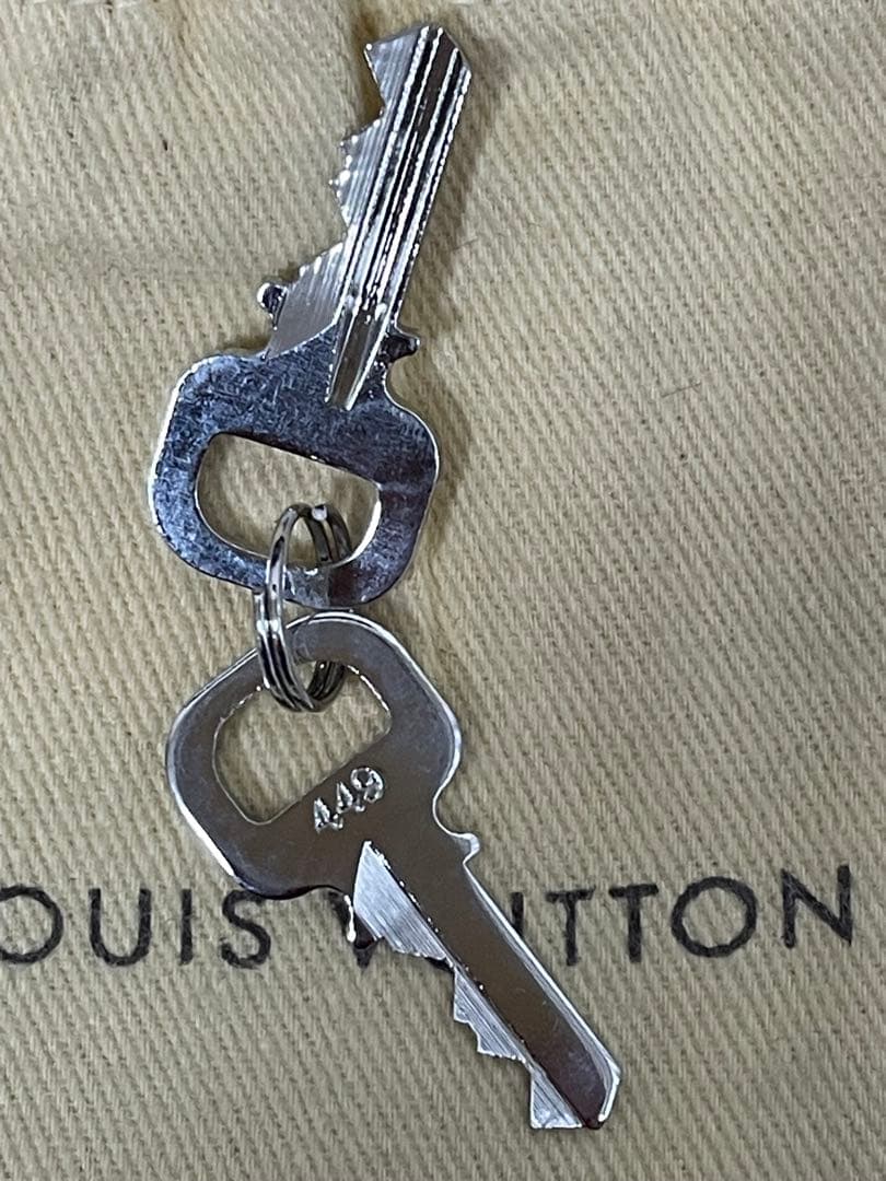 ルイヴィトン パドロック 鍵2本 南京錠 シルバー LouisVuitton