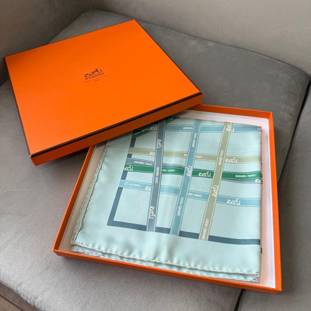 エルメス カレ 45 ボルデュック ガウロッシュ シルク スカーフ