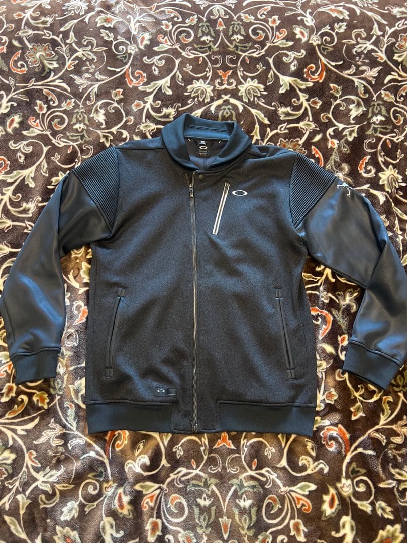 極美品 オークリー スカル ゴルフブルゾン ブラックXL