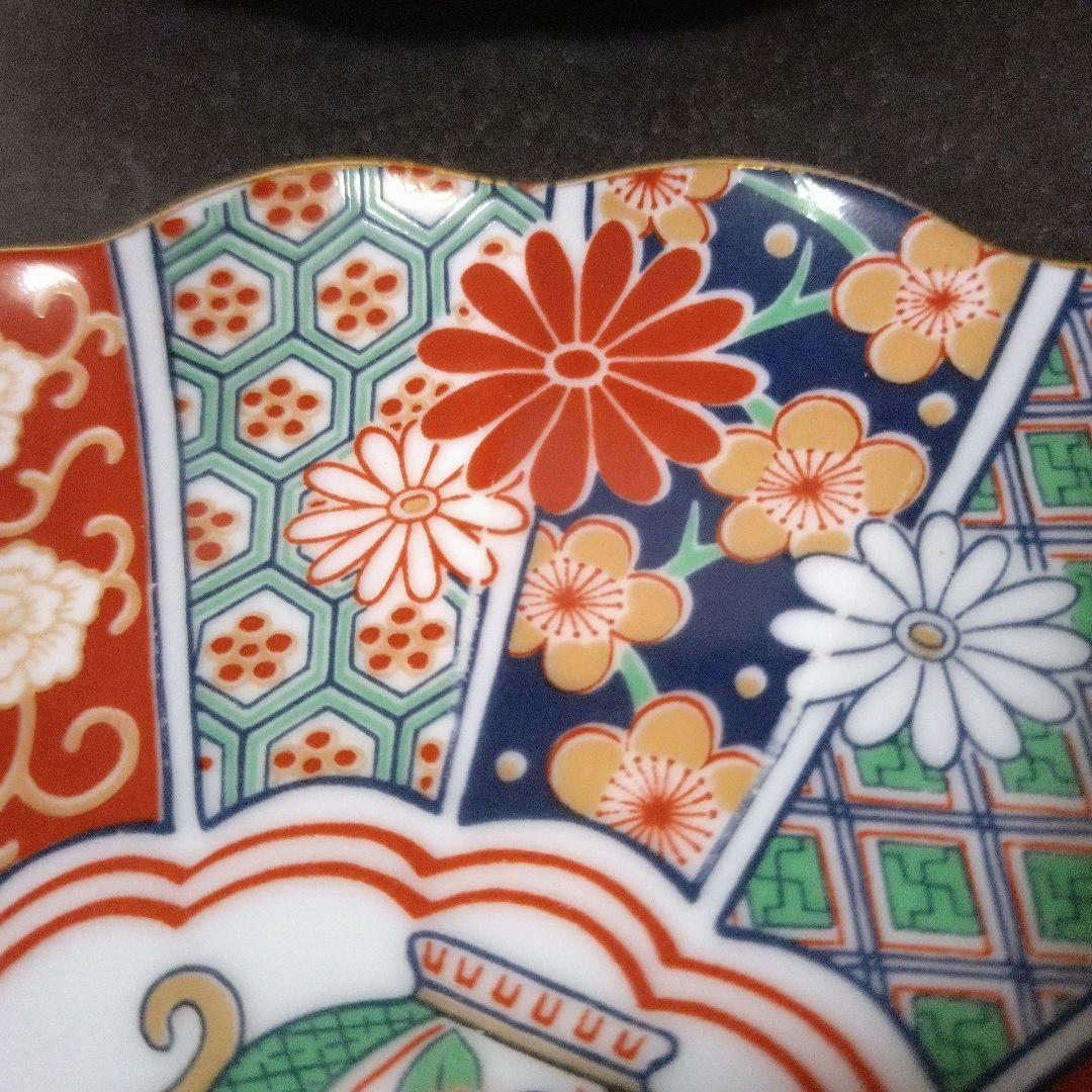 未使用品　有田焼　陶扇　銘々皿揃　中皿5枚　菊割皿　錦絵　赤絵　金彩　古伊万里