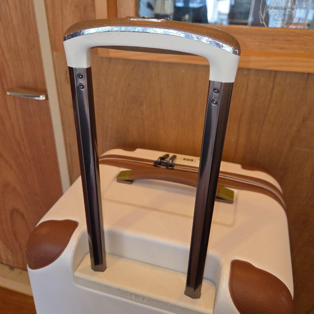 DELSEY CHATELET AIR 2.0 91Lスーツケース ホワイト