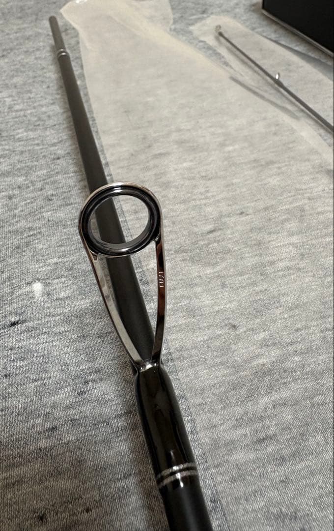 【ほぼ新品】23 ラグゼ EG S S82ML