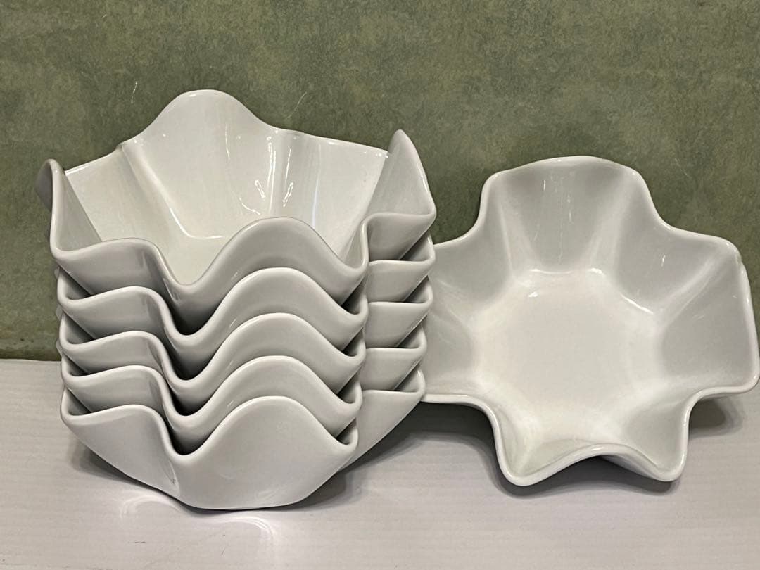 １２セット　まとめ売り　白食器　おしゃれ食器　カフェ食器　取り分け　飲食店用