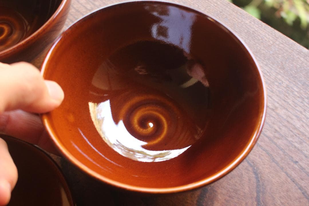 デッドストック！深みある飴釉の美しい大樋長左衛門作の夫婦碗（検大樋焼お茶碗