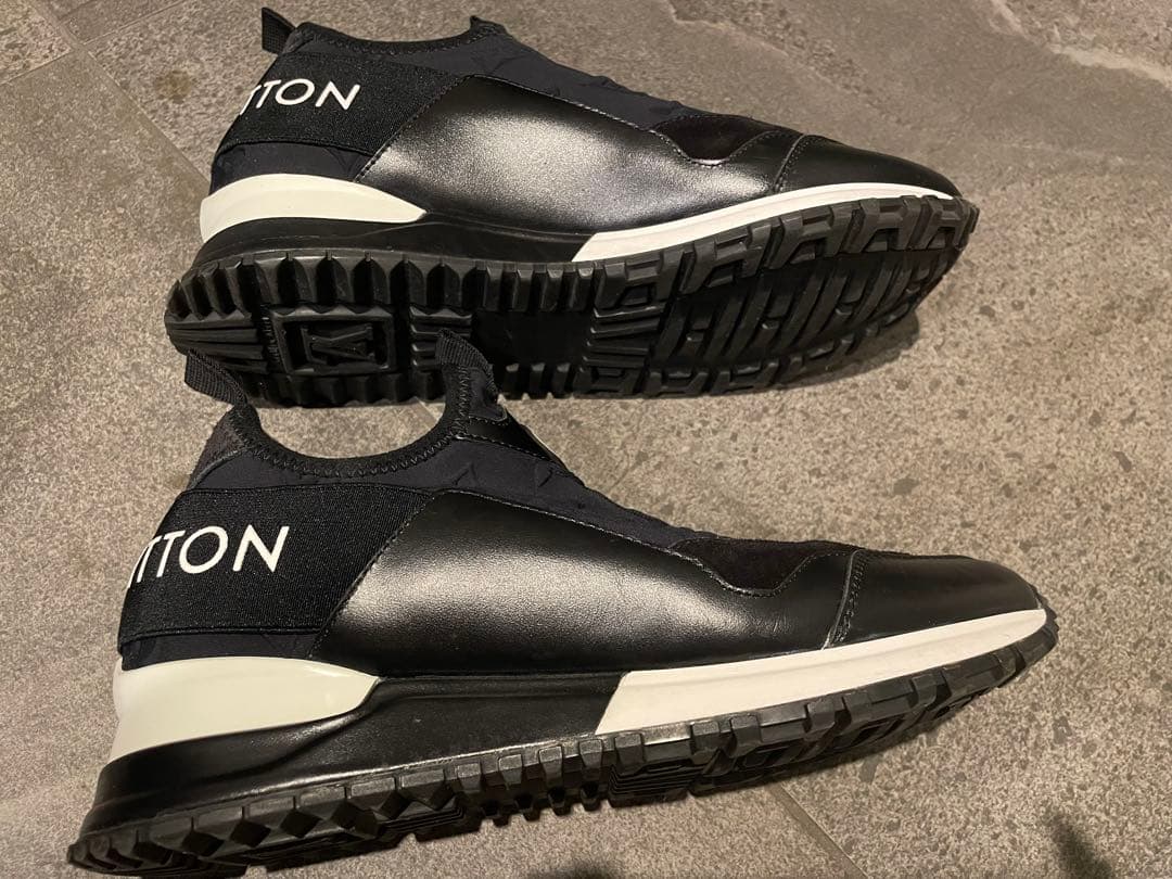 ルイヴィトン・ランアウェイ レザー LVモノグラム スニーカー(35.5)