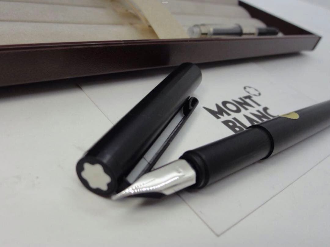 モンブラン　社史上最初で最後の★ブラックロードナイト鉱加工No1124★黒薔薇鉱