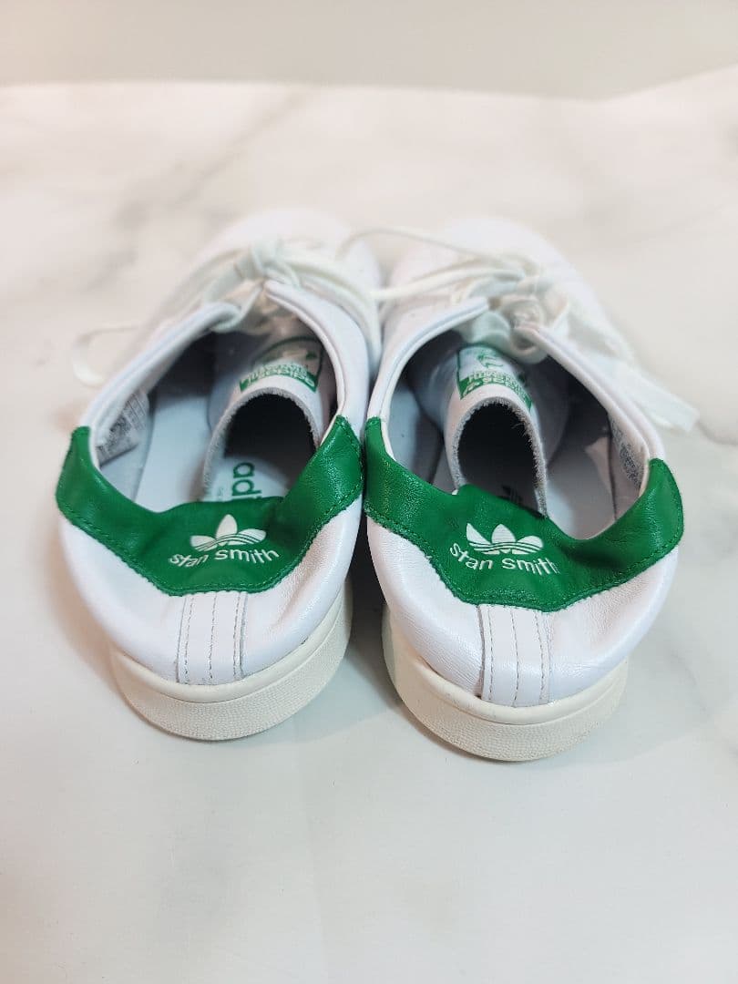 【いま此処に立つ】adidas STAN SMITH DECON /