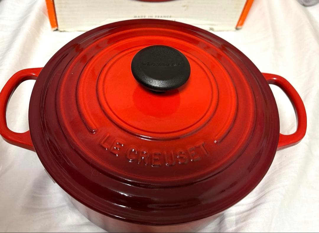 【美品】ル・クルーゼ シグニチャーココットロンド 20cm