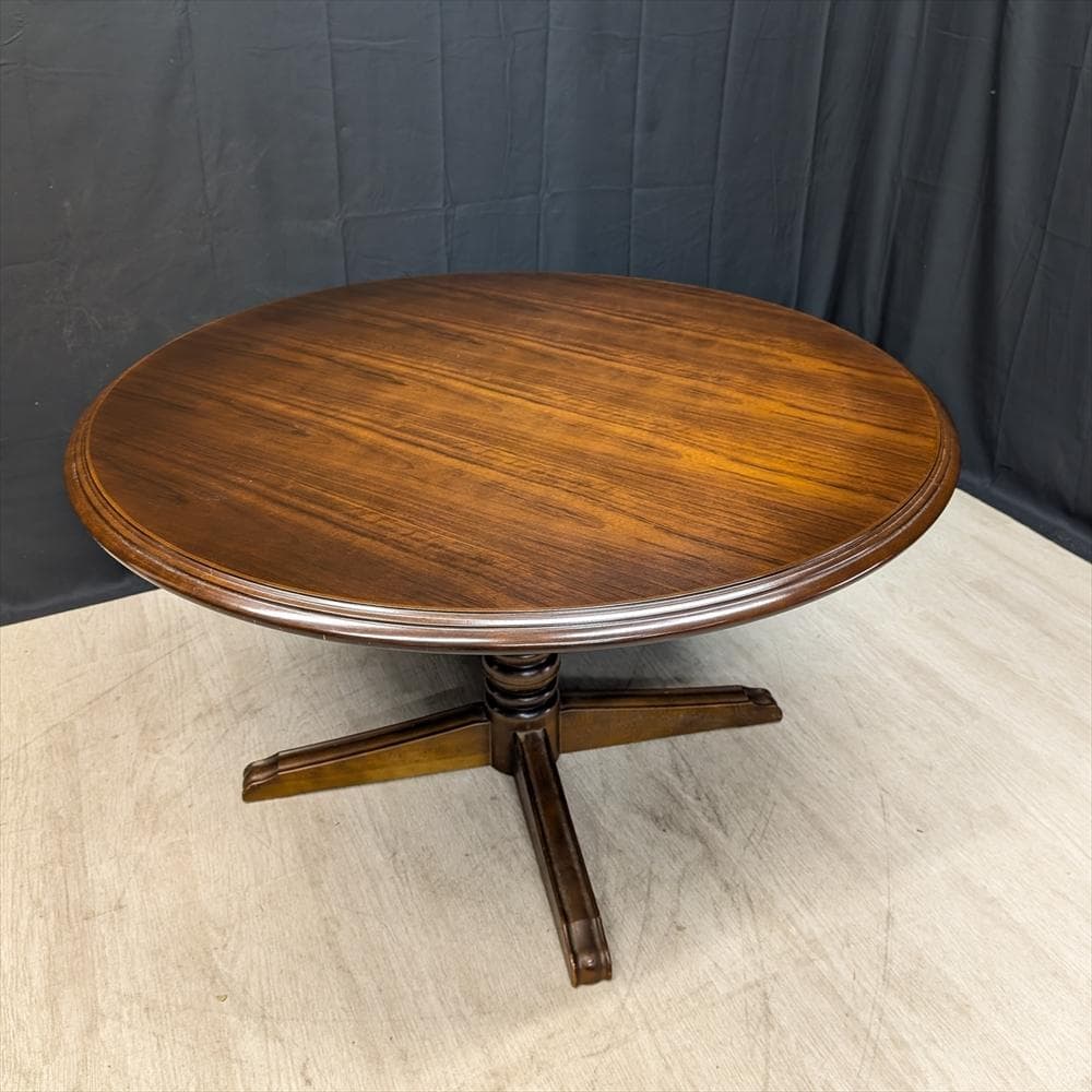 美品　カリモク　ラウンドテーブル　ダイニングテーブル　丸テーブル　食卓テーブル