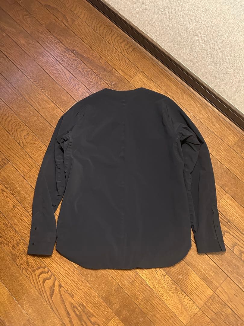 ジャケット・アウター PERFORATED INSULATION SHIRT size L