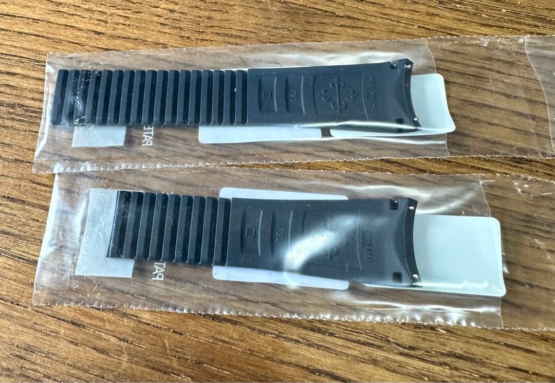 PATEK PHILIPPE アクアノート5168G ブルーストラップ 2本