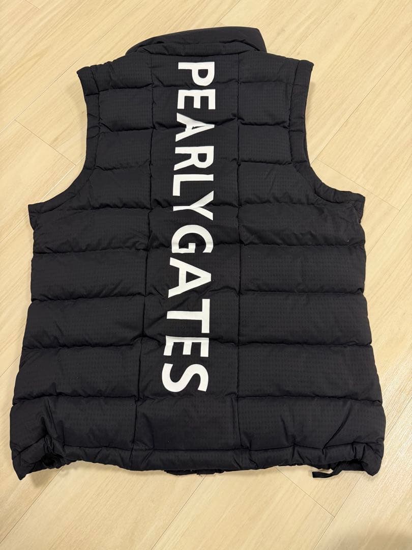 PEARLY GATES ブラック ダウンベスト