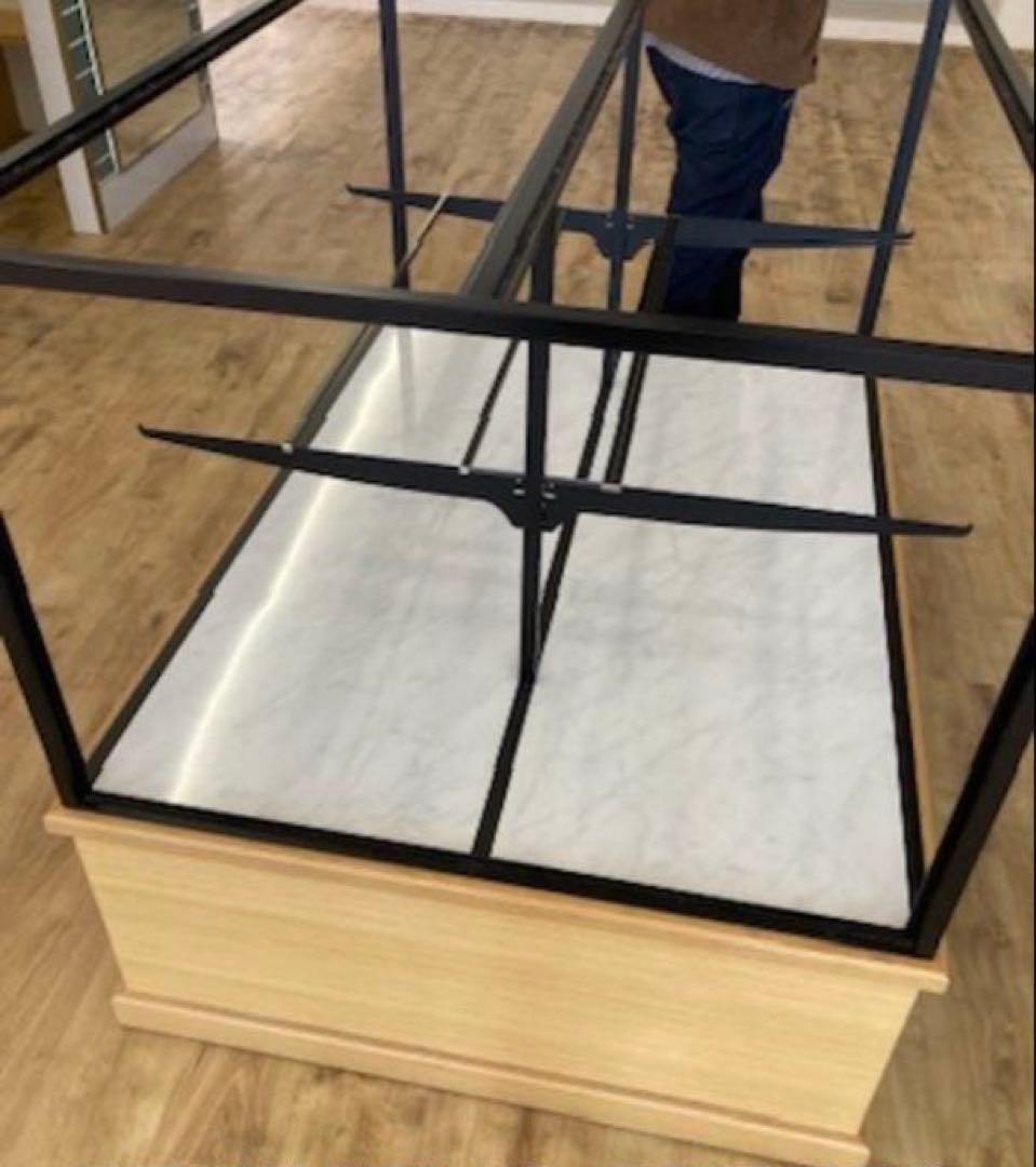 【引き取り/もしくは配達】オシャレ木目引き出し　店舗什器　棚　ディスプレイ