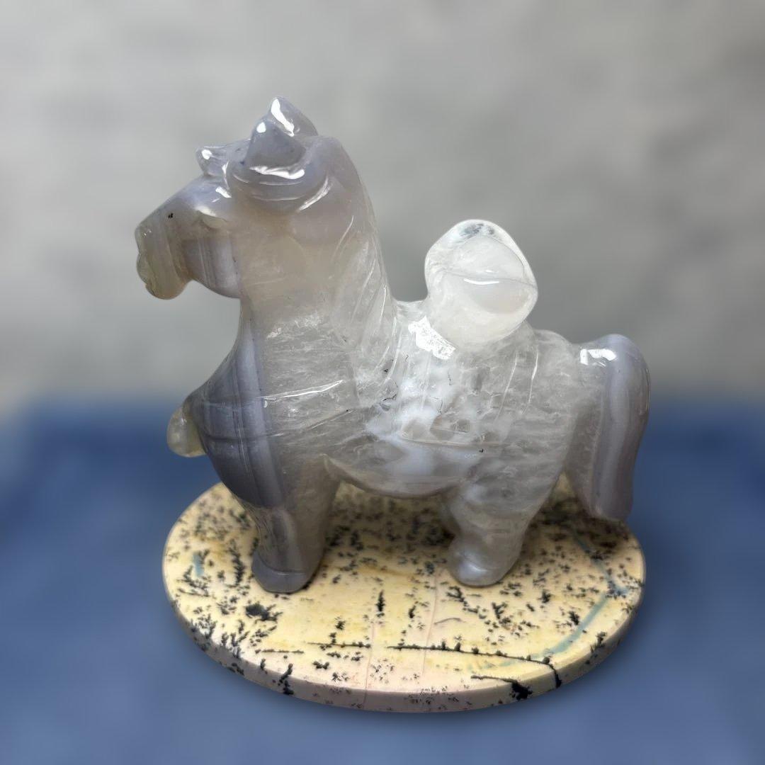 最高品質瑪瑙　馬の置き物　台付き　12-2