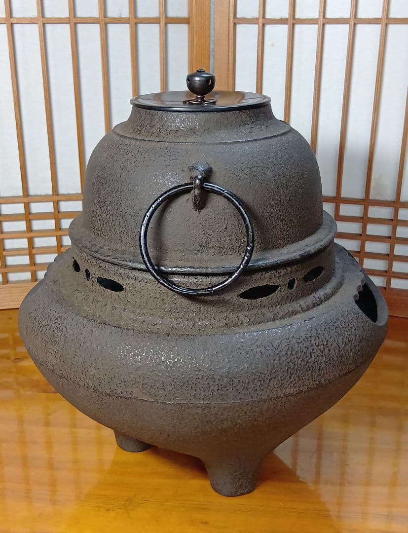 【未使用品！】 茶道具/朝鮮風炉釜 茶器 鉄瓶 鉄釜 唐銅蓋 釜環 茶釜 美品！