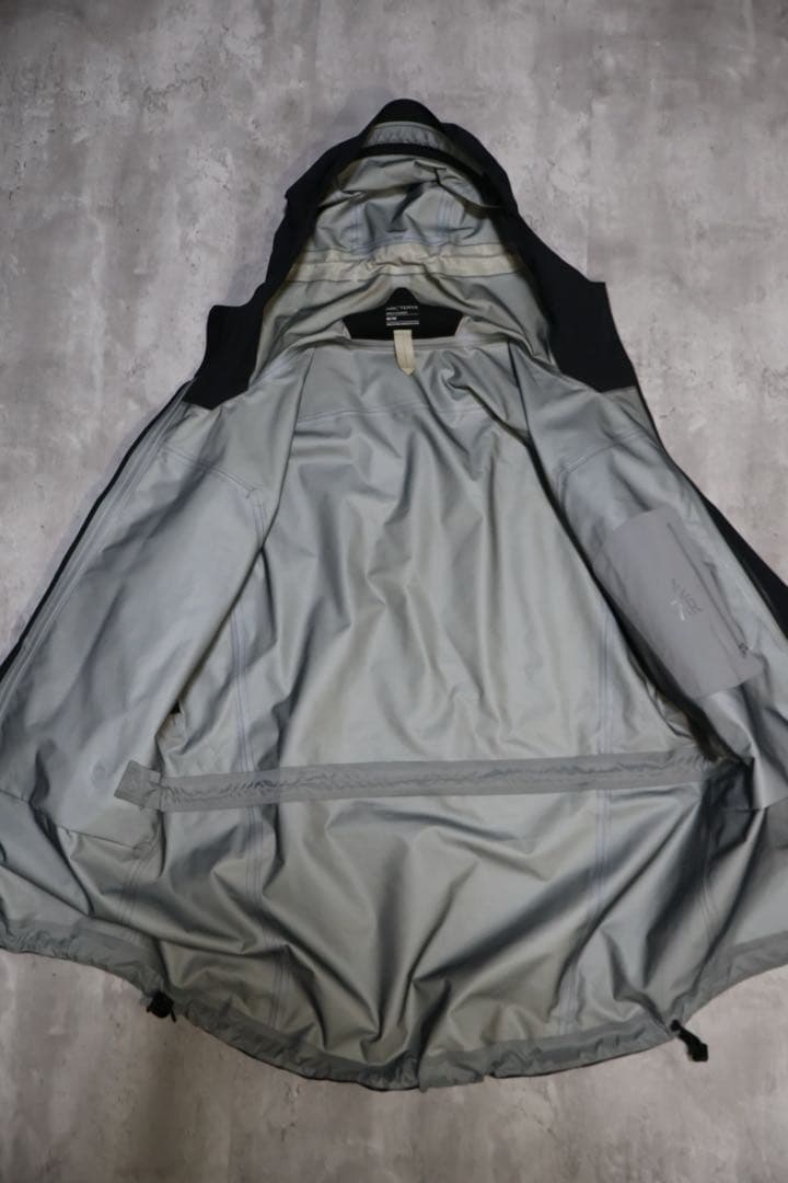 廃盤　美品Arc'teryx Zeta AR マウンテンパーカー M ブラック