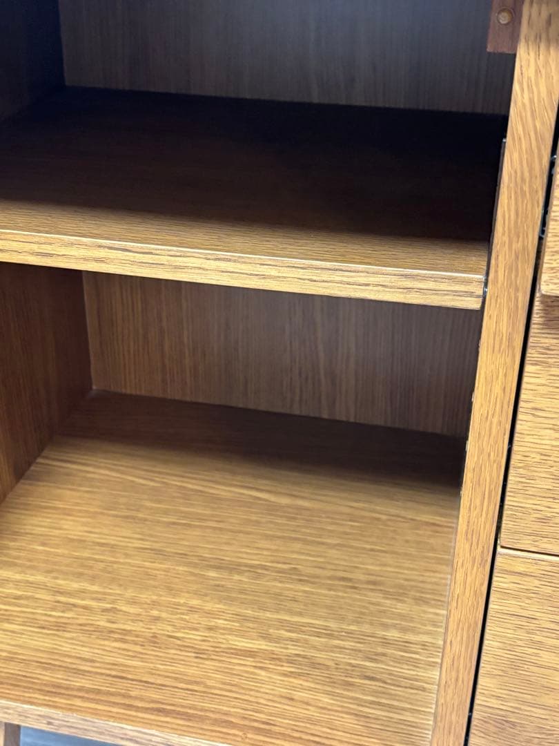 unico  cupboard (クルト カップボード)