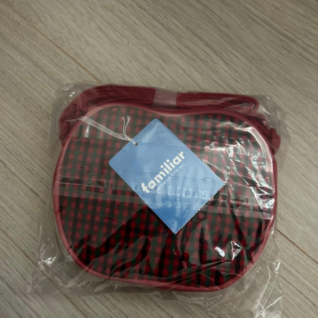 familiar リンゴ形状ショルダーバッグ