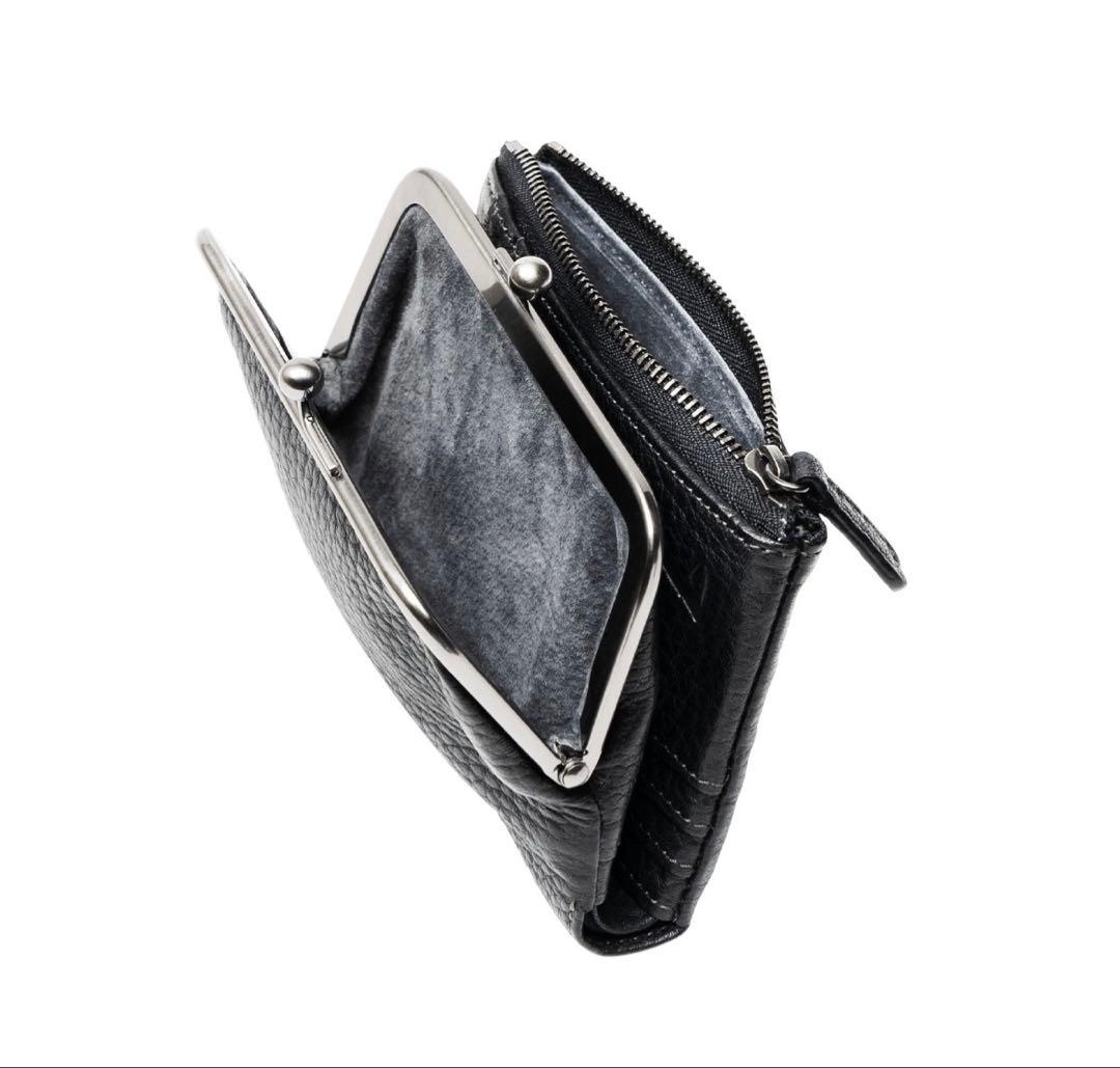 黒のレザーがま口ケースと小銭入れ