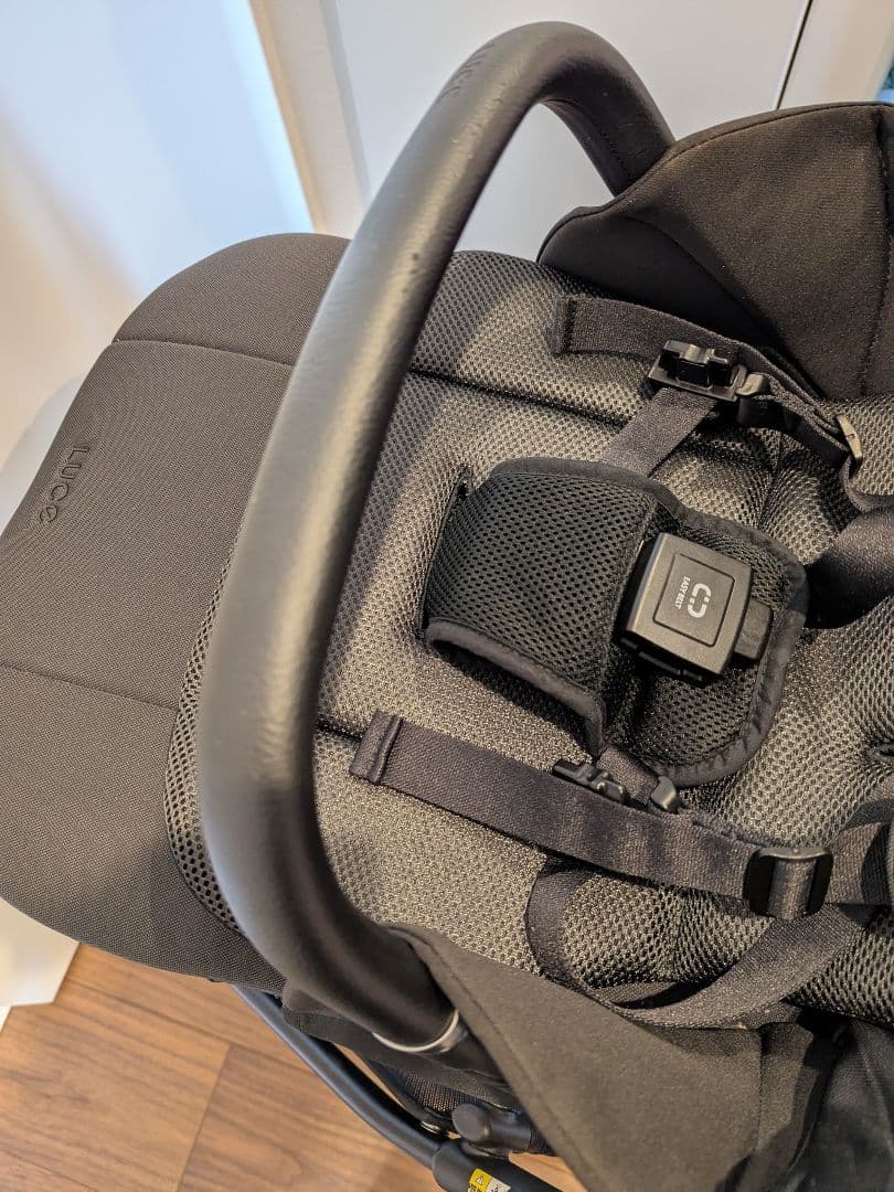 アップリカ　Aprica　ルーチェフリー　ベージュ＆純正レインカバー