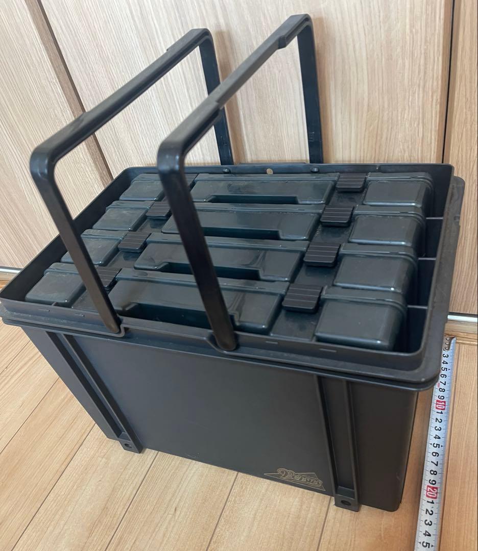 バス釣りワーム多数！・バスフィッシング 4BOX収納ボックス セット！