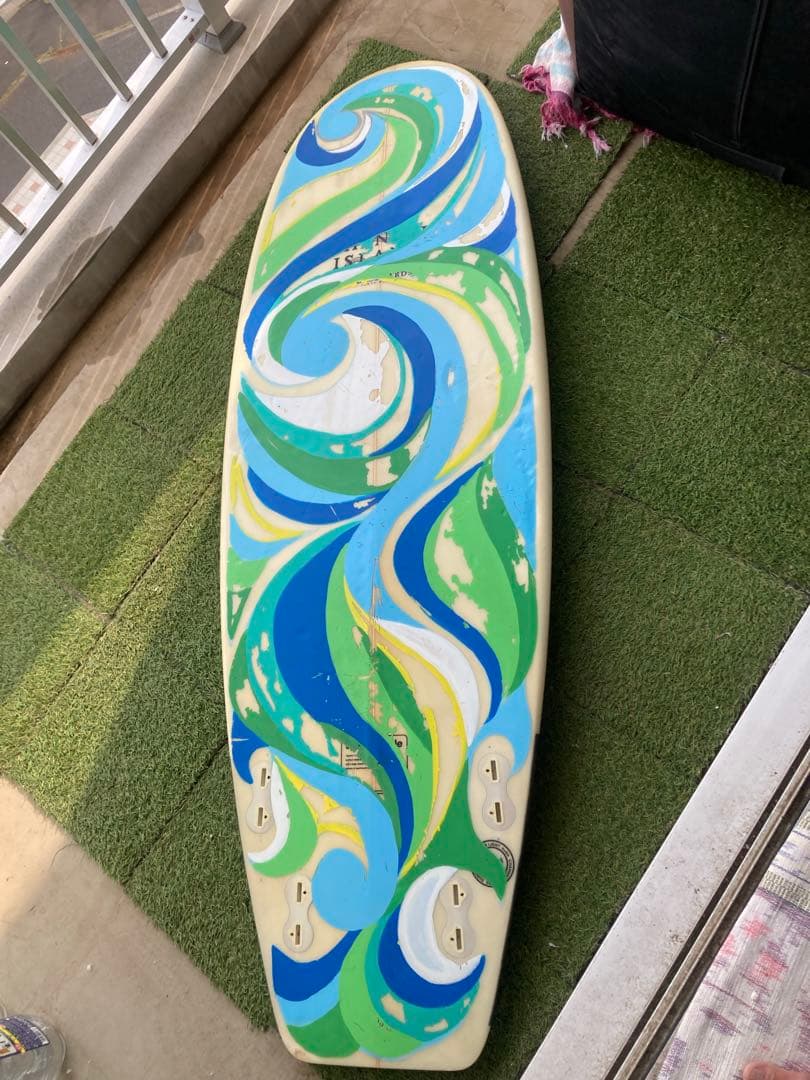 CHANNEL S サーフボード 5’7” クアッド4フィン付き