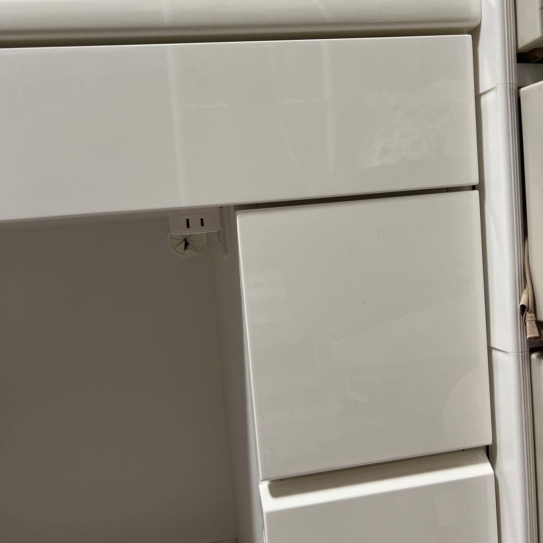 大塚家具ホワイト モダン ドレッサー 大きな鏡付き