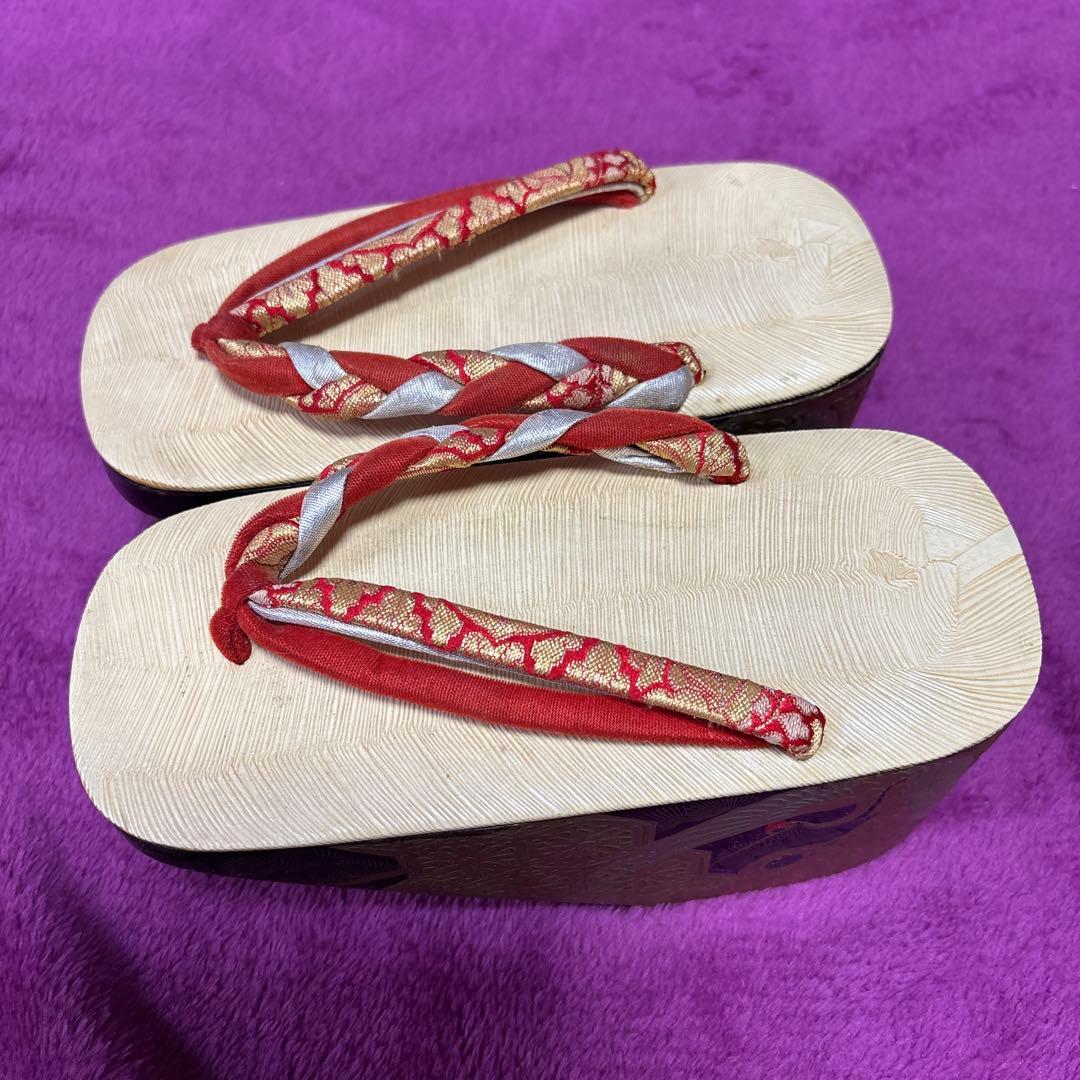 七五三着物セット　7歳　モダンスタイル　黒色　紫色　だらり帯　ぽっくり