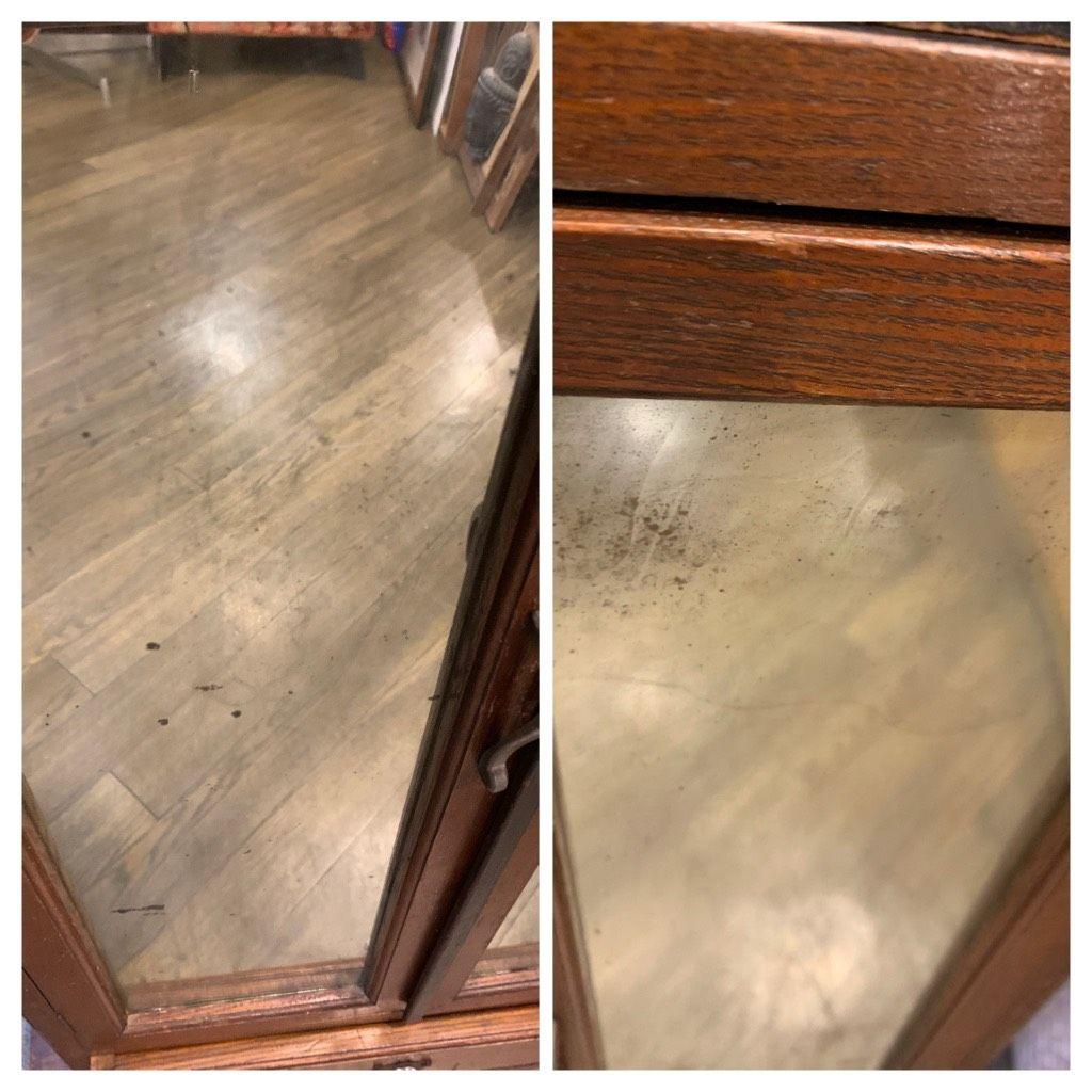 アンティーク家具 鏡扉の木製収納棚